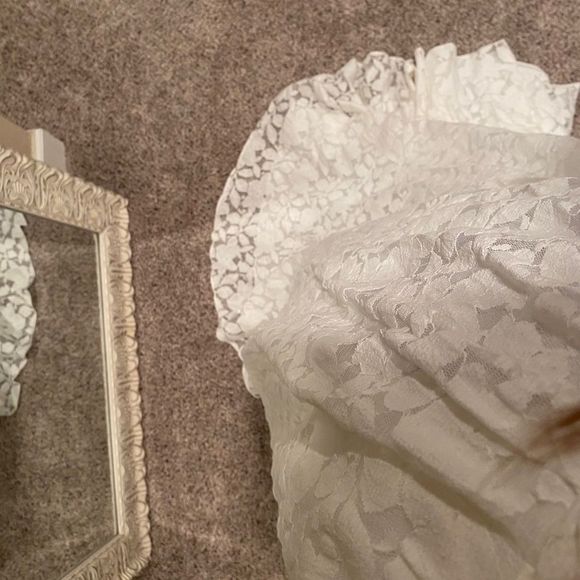 GALINA Lace Wedding Ball Gown with pockets NWT - Picture 14 of 16